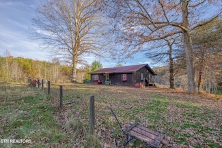 533 Epperson Rd, Tellico Plains, TN 37385