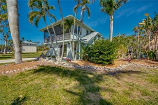 7372 Pomegranate Dr, Bokeelia, FL 33922