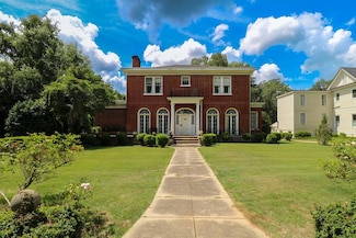 616 E Broughton St, Bainbridge, GA 39817