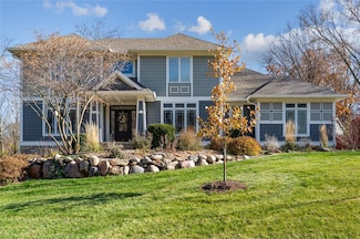 36502 Deerfield Dr, Cumming, IA 50061