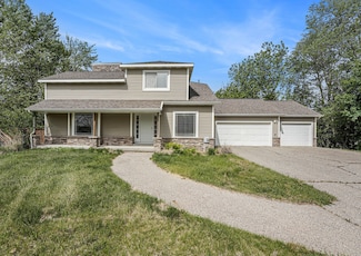 5643 Ivanrest Ave SW, Wyoming, MI 49418