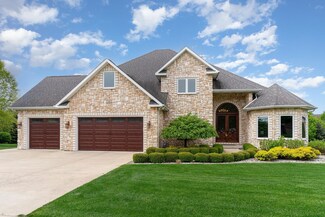 140 Kingsbrook Dr, Frankenmuth, MI 48734