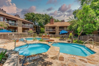 8633 Datapoint Dr Unit 236, San Antonio, TX 78229