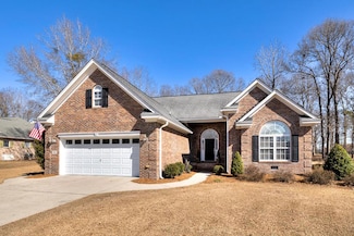 52 Ridge Lake Dr, Manning, SC 29102