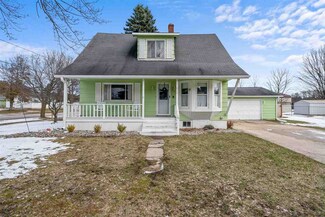 612 3rd St, East Jordan, MI 49727