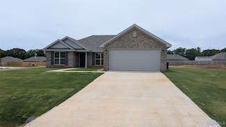3170 Landing Place, Deatsville, AL 36022