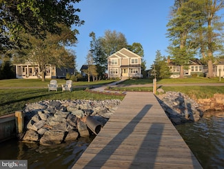 4929 W Chalk Point Rd, West River, MD 20778