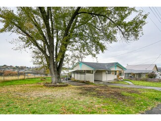 611 SW 19th St, Pendleton, OR 97801