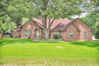 515 Seneca Dr, Waxahachie, TX 75165