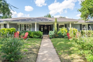3931 Circle Bluff Ct, Dallas, TX 75244
