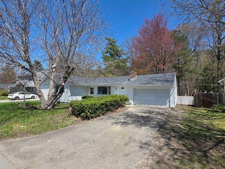 39 Gail St, Winooski, VT 05404
