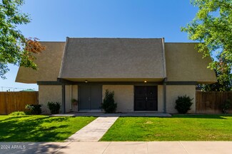5947 W Golden Ln, Glendale, AZ 85302