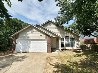 4013 S 75th Ave W, Tulsa, OK 74107