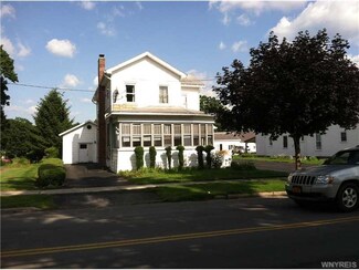 28 Prospect St, Attica, NY 14011