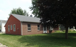 1412 11th Ave, Sterling, IL 61081