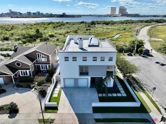 2 Ocean Dr W, Brigantine, NJ 08203