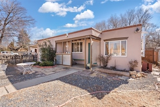1958 Osage Ln, Santa Fe, NM 87505