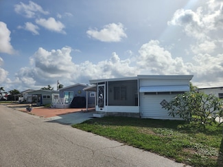6609 Oregon St, Bradenton, FL 34207