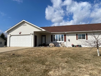 203 Jefferson St, Buhl, MN 55713