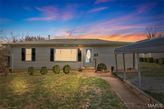 908 N Grant St, Desloge, MO 63601