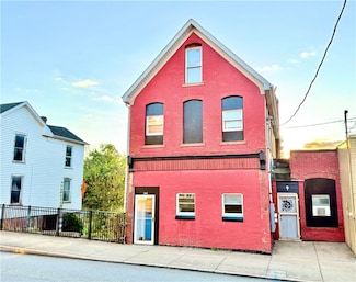 242 Brown St, Everson, PA 15631