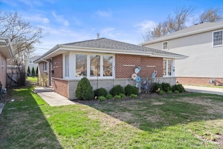 1228 S Haddow Ave, Arlington Heights, IL 60005