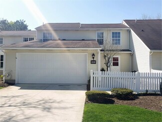 2038 Bretton Place, Akron, OH 44313