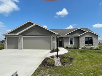 975 Zenos Blvd, Fort Wayne, IN 46818