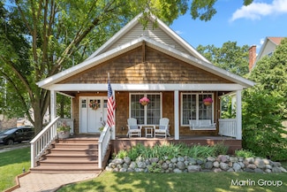 1571 Wealthy St SE, Grand Rapids, MI 49506