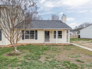 1405 Rosewood Cir, Dalton, GA 30720