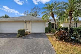 7460 W Country Club Dr N Unit V6, Sarasota, FL 34243