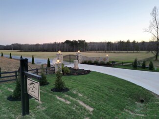 590 Bascule Ridge Ln, Campobello, SC 29322