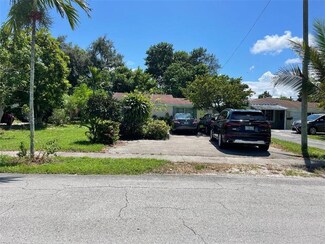 1732 NE 176th St, North Miami Beach, FL 33162