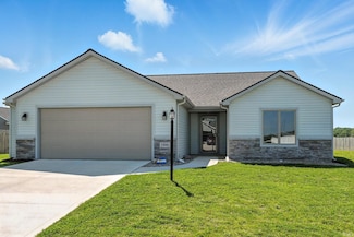 1806 Waynedale Dr, Garrett, IN 46738