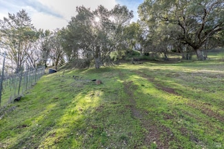 3473 Parker Hill Rd, Santa Rosa, CA 95404