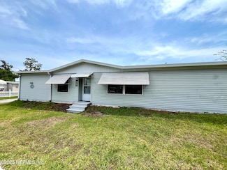 110 Mulberry St, Satsuma, FL 32189