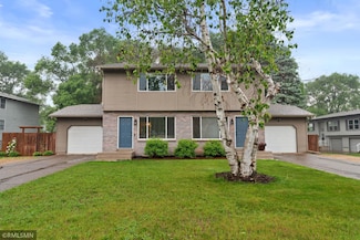 751 Sandhill Point Rd Unit A, Hudson, WI 54016