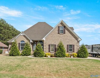15350 Craft Ln, Athens, AL 35613