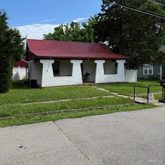 114 North St, Waynesville, MO 65583