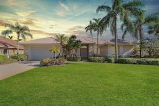 8037 SE Woodlake Ln, Hobe Sound, FL 33455