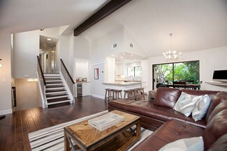 4361 Caminito de la Escena, San Diego, CA 92108