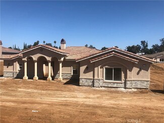 16060 Albarian Way, Riverside, CA 92504