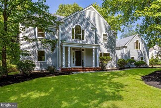 2 Andrews Ln, Princeton, NJ 08540