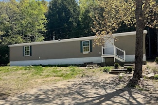 148 Golden Oaks Rd, Albany, NH 03818