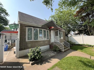 193 10 St, Staten Island, NY 10306