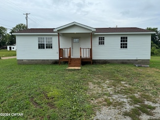 74 Mill St, Hollow Rock, TN 38342