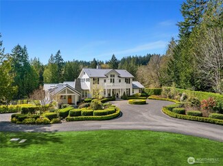 9625 & 9615 Summer Hill Ln NE, Bainbridge Island, WA 98110
