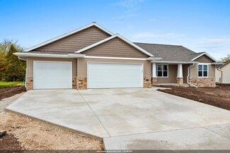 513 Kirkland Ave, Algoma, WI 54201