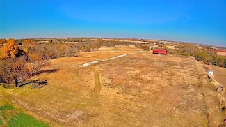 11130 N Clover Hill Rd, El Reno, OK 73036