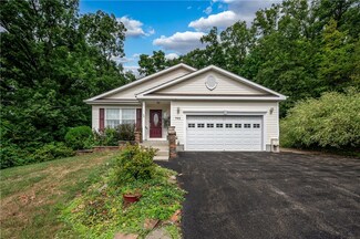 705 Jefferson St, Evans City, PA 16033